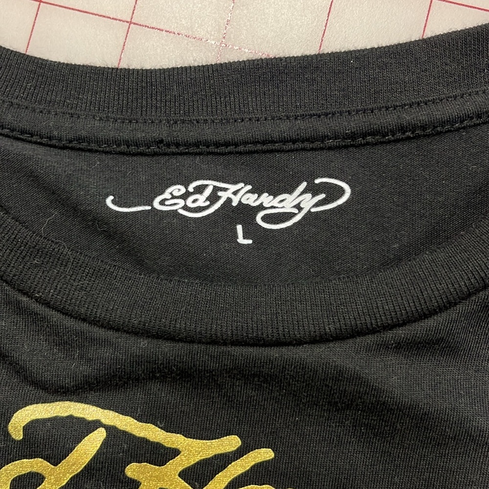 ED HARDY Novelty Print Black Crop Short SLV T-Shirt SZ  L (youth) XS/S (adult) - Picture 3 of 15